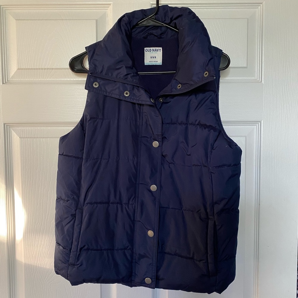 Navy puffer vest